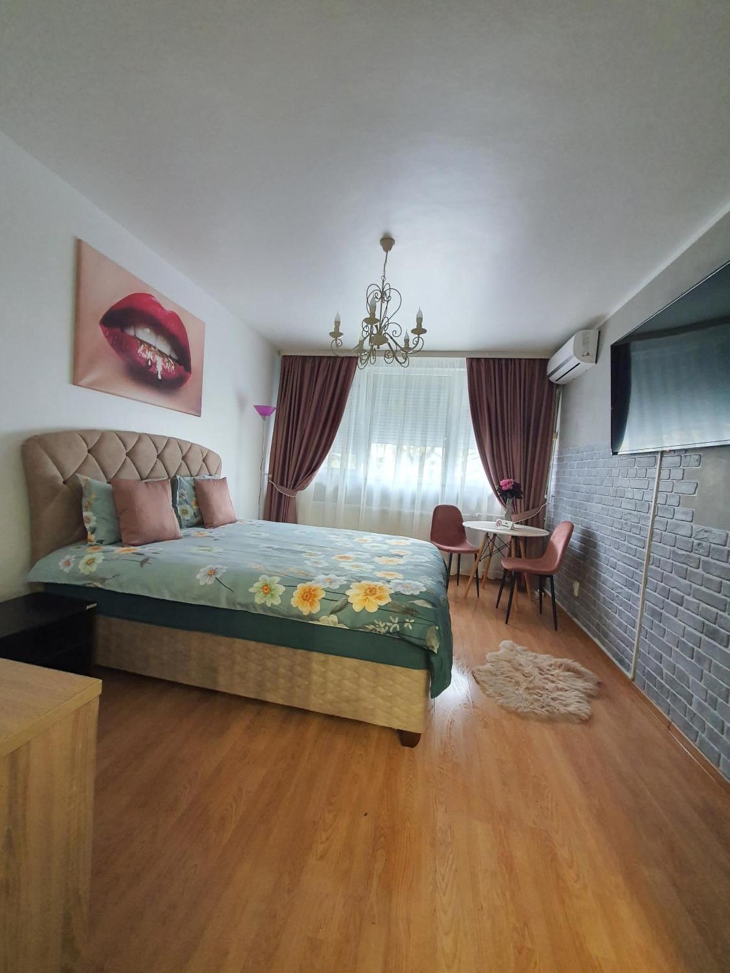 Chic Apartment- Place To Remember Gałacz Zewnętrze zdjęcie