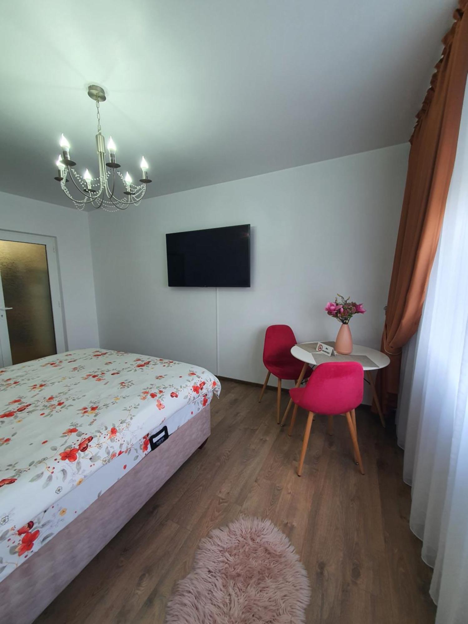 Chic Apartment- Place To Remember Gałacz Zewnętrze zdjęcie