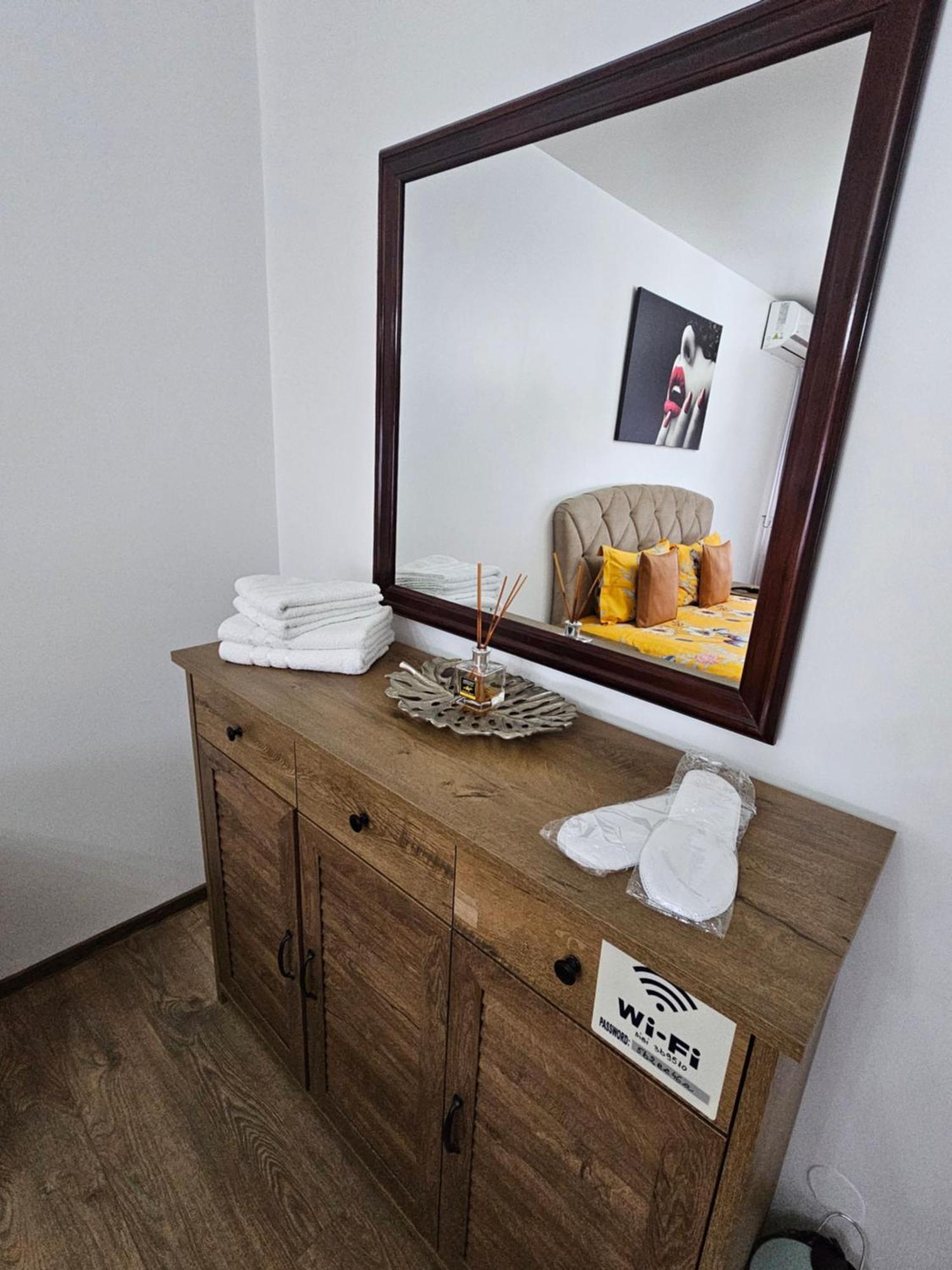 Chic Apartment- Place To Remember Gałacz Zewnętrze zdjęcie